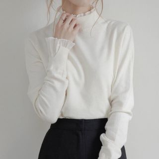 ザラ(ZARA)の 【アリス様専用】amel フリルレイヤードニット ホワイト(ニット/セーター)