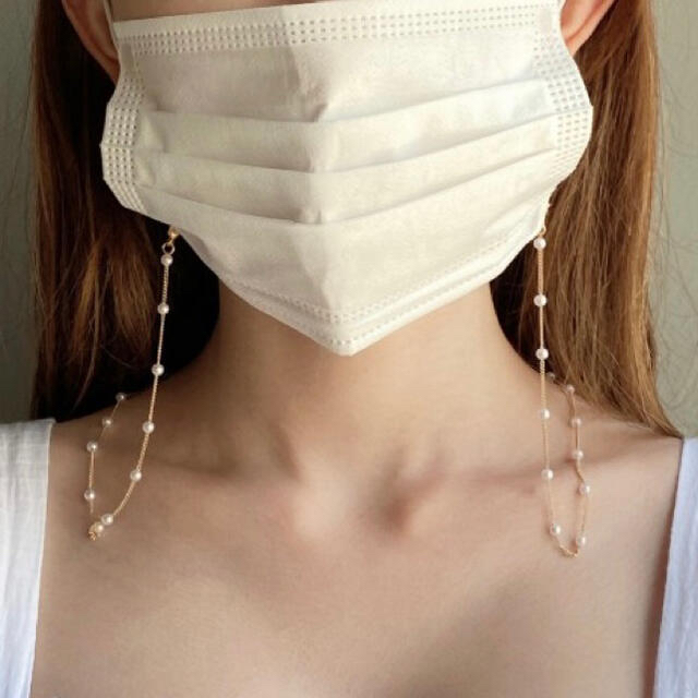 【人気・再販】パールチェーンマスクストラップ　マスクチェーン　韓国　トレンド ハンドメイドのアクセサリー(ネックレス)の商品写真