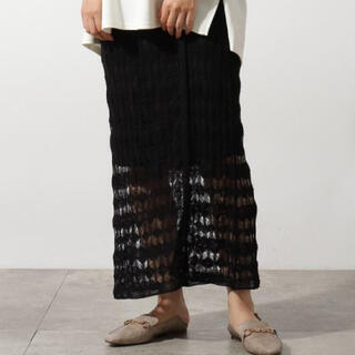 オゾック(OZOC)の新品✨タグ付き♪定価8780円　透かし編みが上品なニットのロングスカート(ロングスカート)