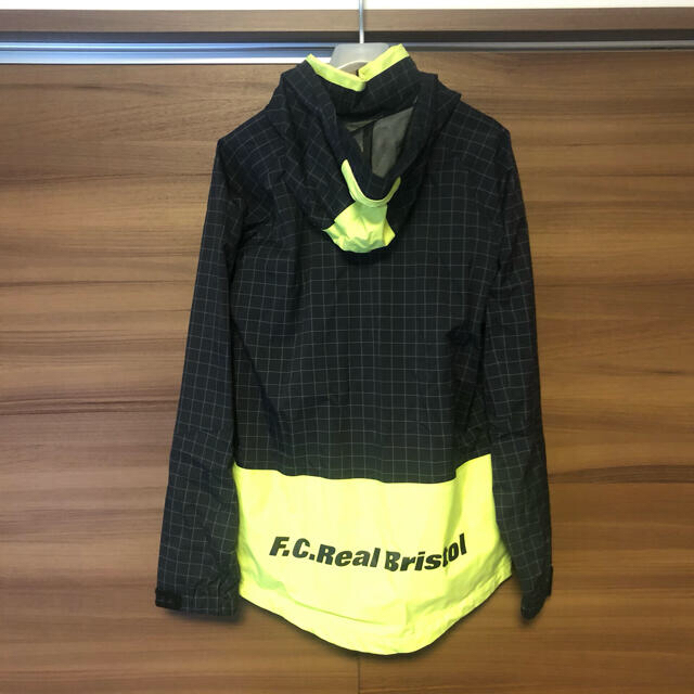 F.C.R.B.(エフシーアールビー)のF.C.RealBristol ウォームアップセットアップ メンズのジャケット/アウター(ナイロンジャケット)の商品写真