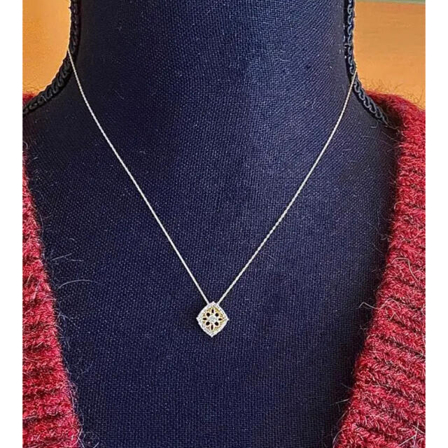 ご専用です☘️  アンティーク風透かし編みダイヤモンドペンダントネックレス レディースのアクセサリー(ネックレス)の商品写真