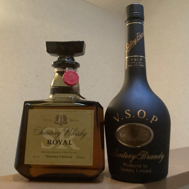 サントリー　ウイスキーROYAL、ブランデーVSOP セット