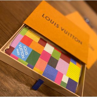 ルイヴィトン(LOUIS VUITTON)のLOUIS VUITTON ポルトフォイユ・プラザNM（財布）(長財布)