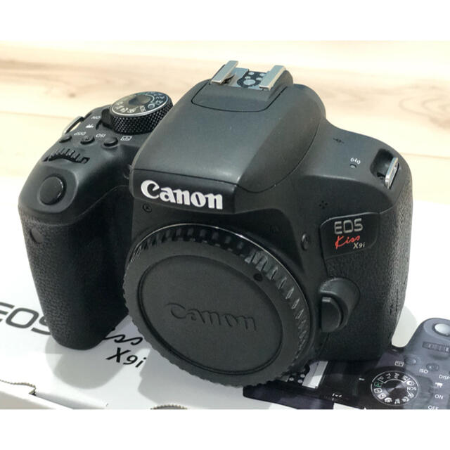 Canon(キヤノン)のCanon EOS KISS X9i ボディ スマホ/家電/カメラのカメラ(デジタル一眼)の商品写真