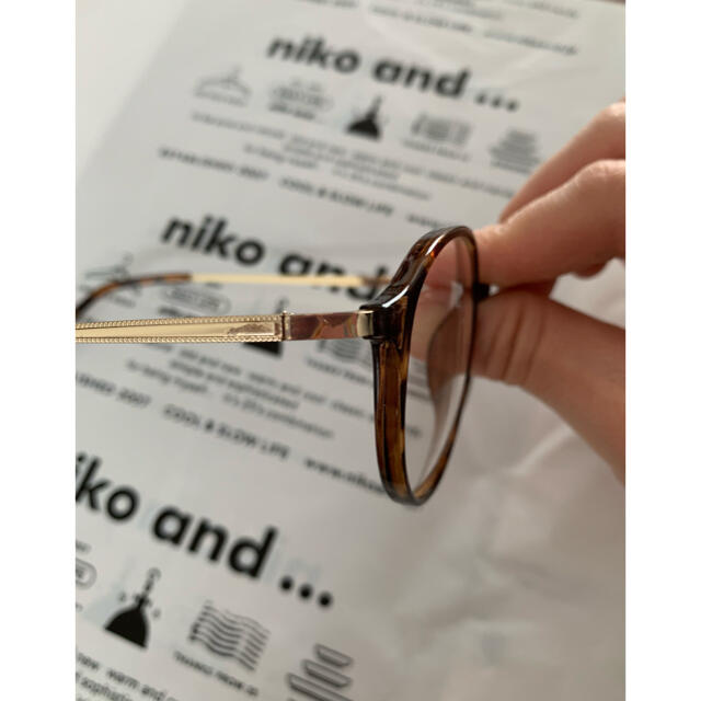 niko and...(ニコアンド)のボストンメガネ、伊達メガネ レディースのファッション小物(サングラス/メガネ)の商品写真