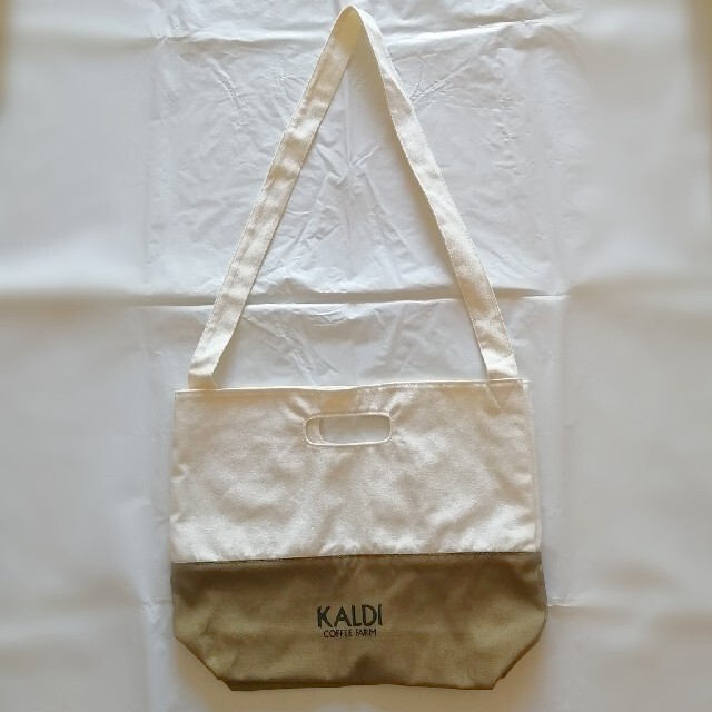 KALDI(カルディ)のカルディ　コーヒーの日　エコバッグ レディースのバッグ(エコバッグ)の商品写真