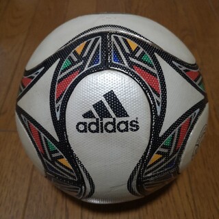 アディダス(adidas)のサッカーボール5号 コパンヤ2009 公式試合球 (ボール)
