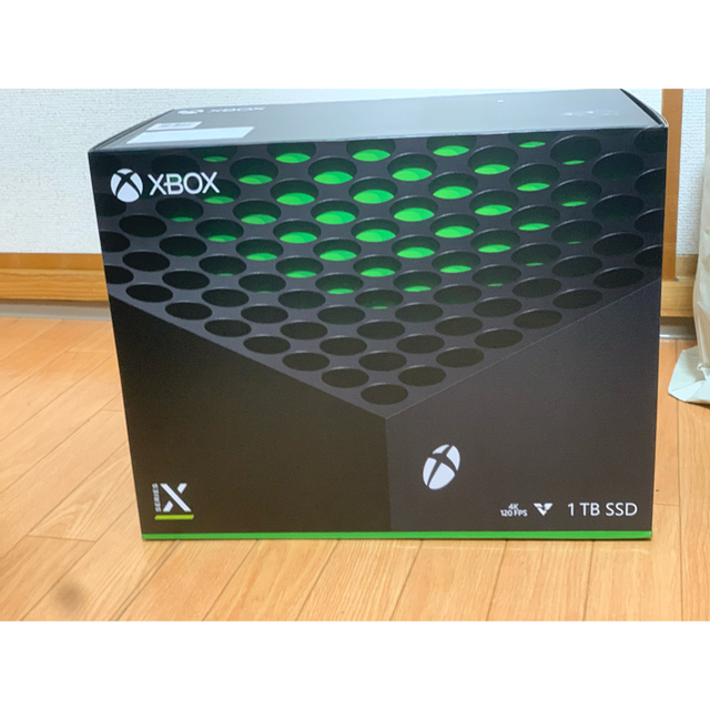 Xbox(エックスボックス)のxbox series X マイクロソフト エンタメ/ホビーのゲームソフト/ゲーム機本体(家庭用ゲーム機本体)の商品写真