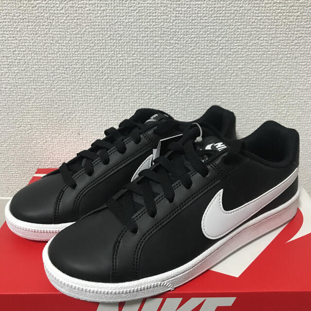 NIKE ナイキ　スニーカー　24.5cm