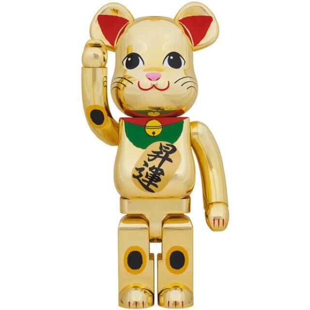 MEDICOM TOY(メディコムトイ)の 即日発送！新品未開封 ベアブリック 招き猫 金メッキ 昇運 1000% キッズ/ベビー/マタニティのおもちゃ(ぬいぐるみ/人形)の商品写真