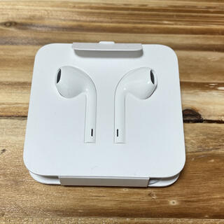 アップル(Apple)のアップル 純正 EarPods w/ Lightning コネクタ イヤフォン(ヘッドフォン/イヤフォン)