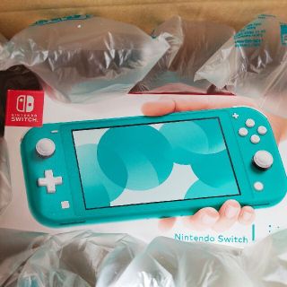 ニンテンドースイッチ(Nintendo Switch)の〓新品〓Nintendo Switch Lite〓任天堂スイッチ本体〓ターコイズ(携帯用ゲーム機本体)