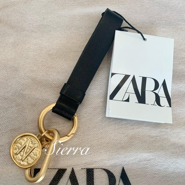 Zara キーリング