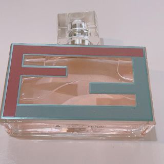 フェンディ(FENDI)のFENDI♡香水ブロッサム(^^)(香水(女性用))