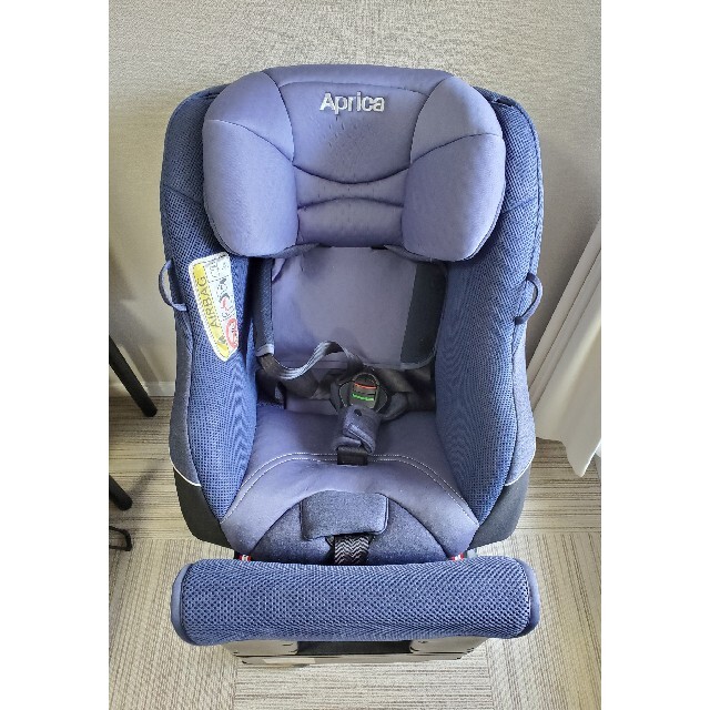 定期入れの アップリカ クルリラ ベビーチャイルドシート ISOFIX