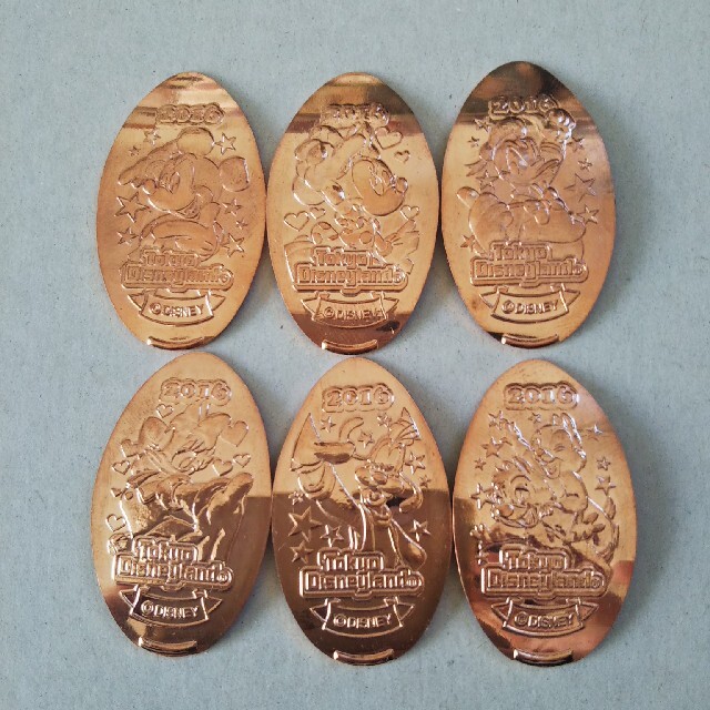 Disney ディズニー スーベニアメダル 16年 ペニーアーケードの通販 By ぺぺ S Shop ディズニーならラクマ
