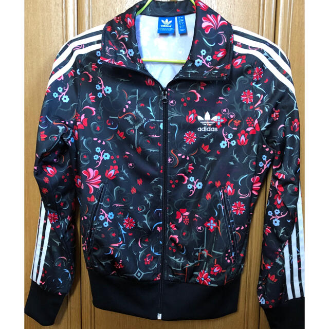 adidas originals レディースジャージ花柄