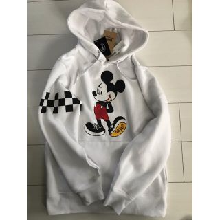 ヴァンズ(VANS)のvans別注Mickey Mouseパーカー(パーカー)