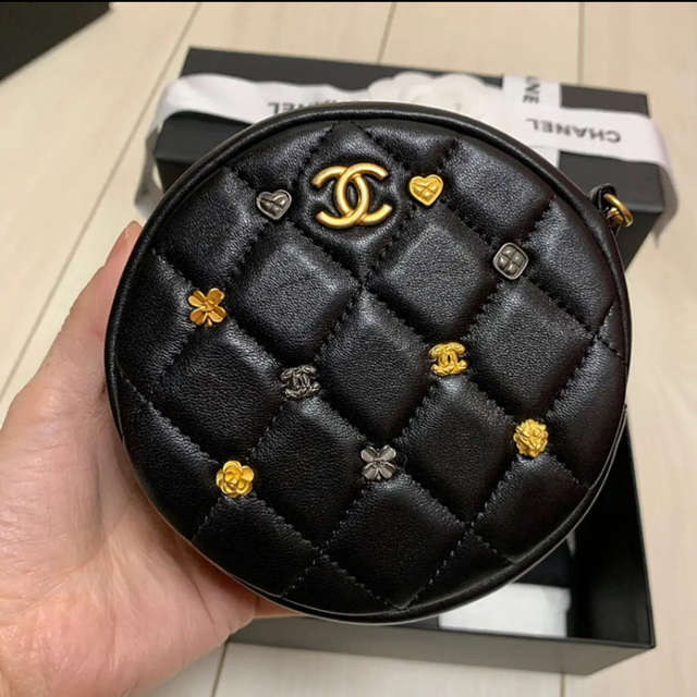 激安な CHANEL - 【16日までの出品】シャネル チェーンクラッチ バッグ