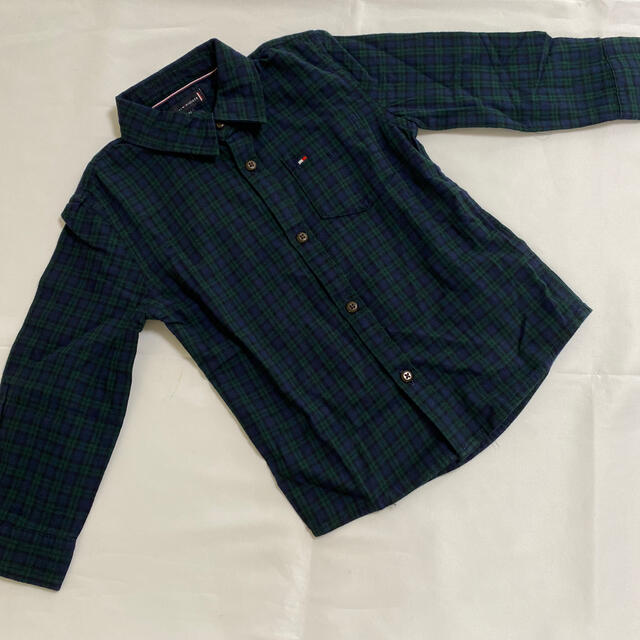 TOMMY HILFIGER(トミーヒルフィガー)のTOMMY HILFIGER 70 キッズ/ベビー/マタニティのキッズ服男の子用(90cm~)(ブラウス)の商品写真