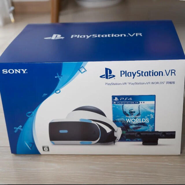 PlayStation VR(プレイステーションヴィーアール)の即日発送します　美品　psvr 本体　カメラ・vrワールド同梱版 エンタメ/ホビーのゲームソフト/ゲーム機本体(家庭用ゲーム機本体)の商品写真