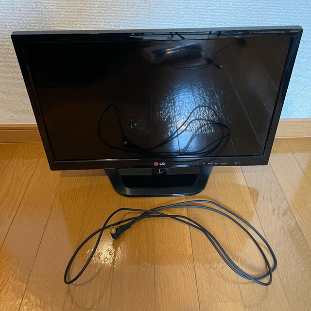 テレビ　LG 19インチ