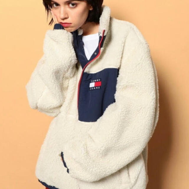 TOMMY HILFIGER(トミーヒルフィガー)のTommy hilfiger リバーシブルアウター メンズのジャケット/アウター(ナイロンジャケット)の商品写真