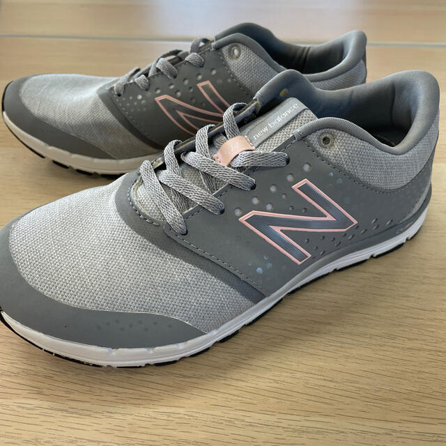 New Balance(ニューバランス)のニューバランス スニーカー レディース 23.5センチ レディースの靴/シューズ(スニーカー)の商品写真