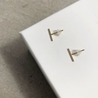 プラージュ(Plage)のバーピアス　14kfg(ピアス)