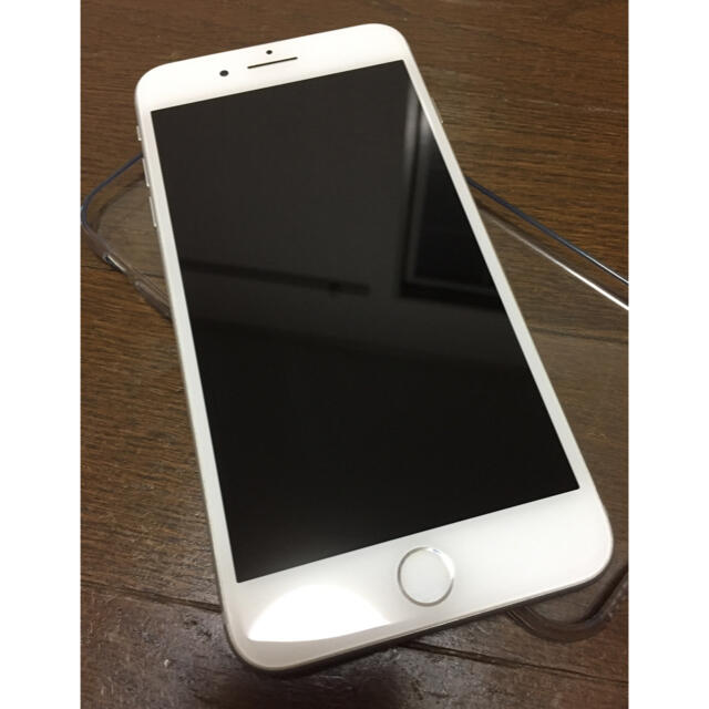 中古美品】SIMロック解除済 iPhone７Plus 32GB シルバー 【人気 ...