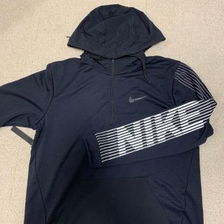 ナイキ(NIKE)のNIKE パーカー(パーカー)