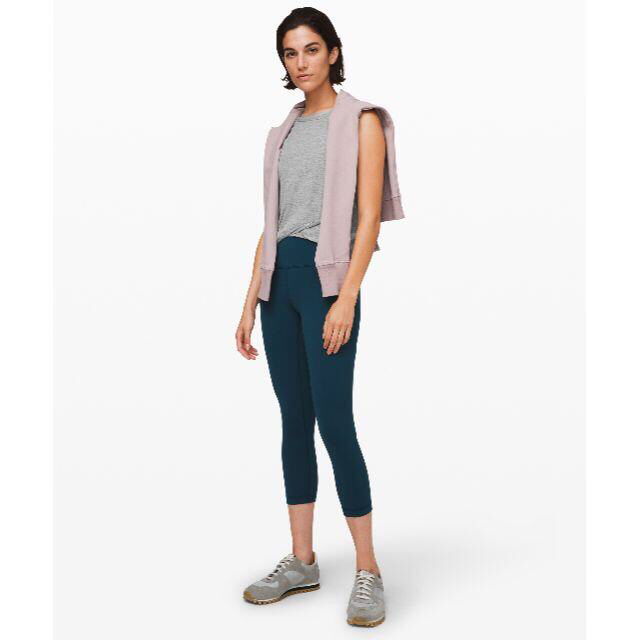 lululemon(ルルレモン)のlululemon ルルレモン Do the Twist Crop Tank スポーツ/アウトドアのトレーニング/エクササイズ(ヨガ)の商品写真