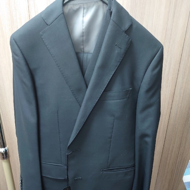 THE SUIT COMPANY(スーツカンパニー)の新品未使用　礼服　3ピース2パンツ　スーツカンパニー メンズのスーツ(セットアップ)の商品写真