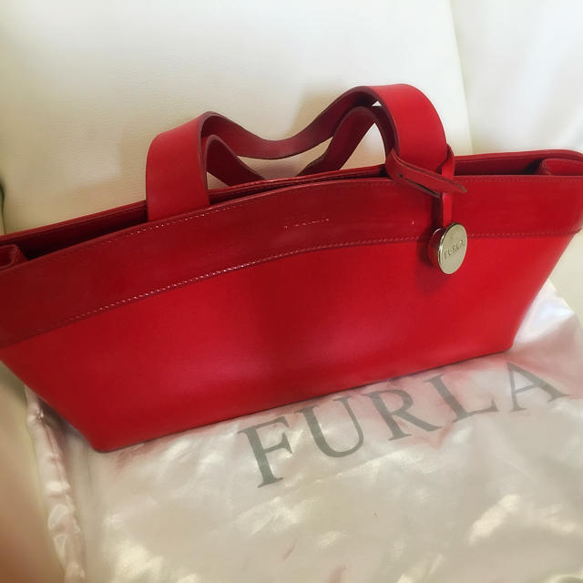 Furla(フルラ)の最終値下げ！正規品✴︎フルラ ハンドバッグ 美品 レディースのバッグ(ハンドバッグ)の商品写真