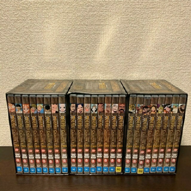 ONEPIE DVD 48枚・約300話収録【海外版　日本語・英語・字幕もあり】