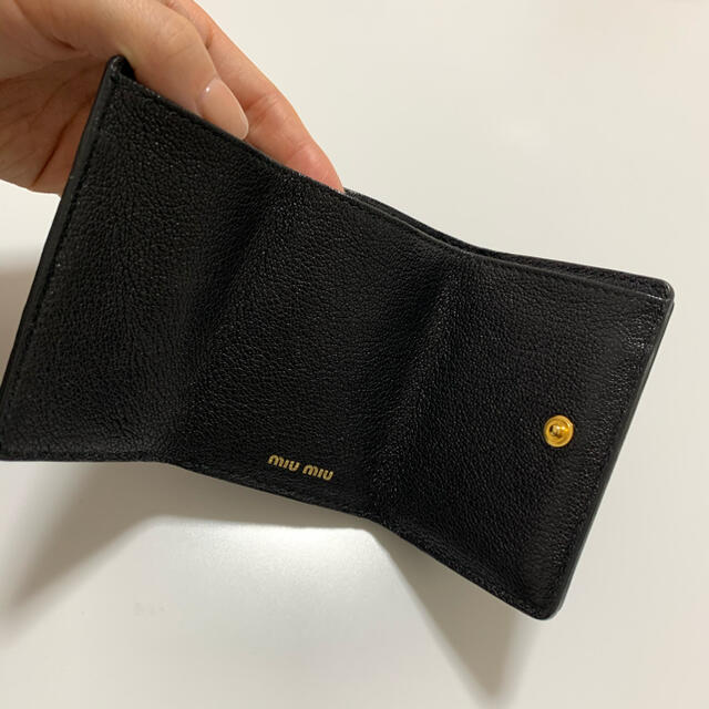 〖最終値下げ〗miumiu 財布 三つ折りミニ財布ファッション小物