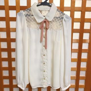 イング(INGNI)の☆新品・タグ付き☆ INGNI ブラウス(シャツ/ブラウス(長袖/七分))