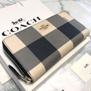 コーチ(COACH)の【新品未使用】入手困難　COACH コーチ 長財布　レディース(財布)