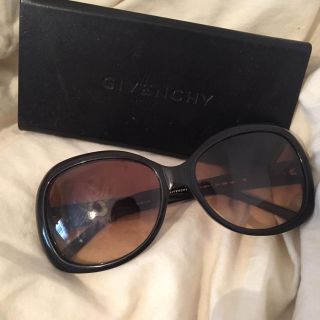 ジバンシィ(GIVENCHY)のジバンシィ サングラス(サングラス/メガネ)