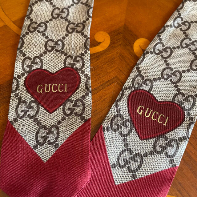 最大76%オフ! GUCCI グッチ ネックボウ スカーフ ハート