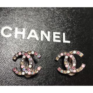 シャネル(CHANEL)のCHANEL シャネル　07C ピンクストーン　キラキラ　イヤリング　(イヤリング)