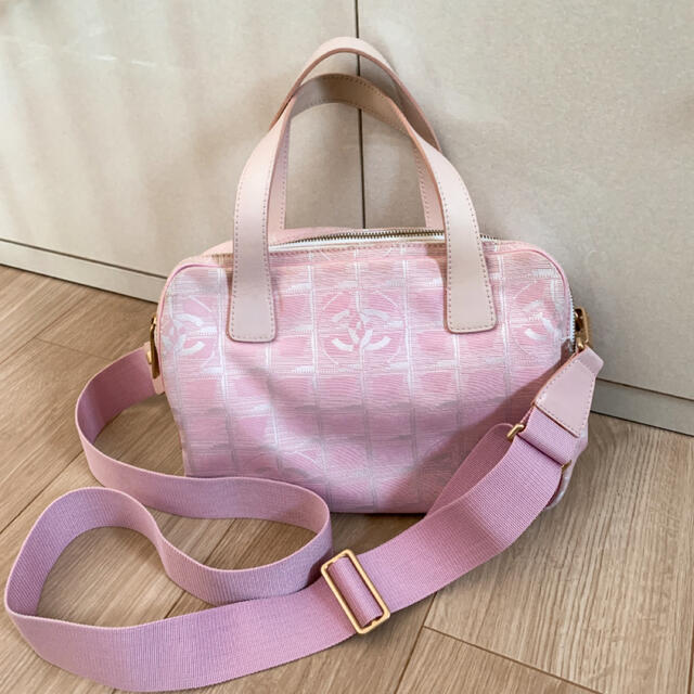 美品✨シャネルニュートラベルライン　ピンク✨