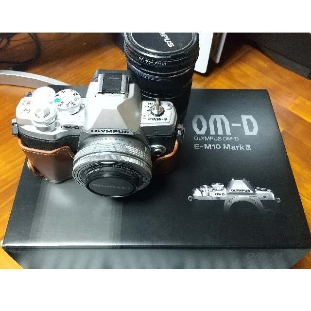 OLYMPUS OM-D E-M10 markⅢ ダブルズームキット 【超歓迎】 21070円 ...