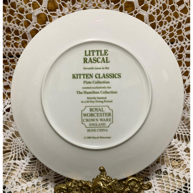 Royal Worcester(ロイヤルウースター)の限定品 ロイヤルウースター社【 Little Rascal】証明書付き 猫の絵皿 インテリア/住まい/日用品のインテリア小物(置物)の商品写真