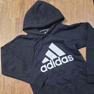 アディダス(adidas)の【専用】美品　adidas　アディダス　フード付きトレーナー(Tシャツ/カットソー)