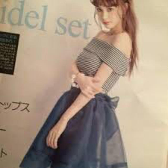 SNIDEL(スナイデル)のオーガンジーバックリボンフレアスカート レディースのスカート(ひざ丈スカート)の商品写真