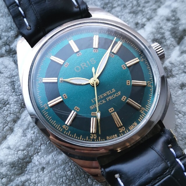 ORIS(オリス)のオリス ORIS ダークグリーン シルバー 17石 3針 1970s 整備済 メンズの時計(腕時計(アナログ))の商品写真