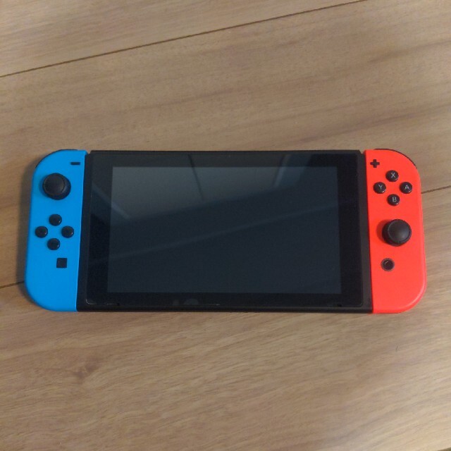 初期型Switch本体 （ジョイコン無し）