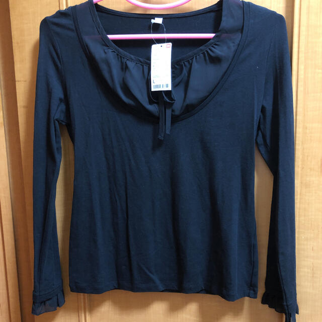 UNIQLO(ユニクロ)のカットソートップス（新品） レディースのトップス(カットソー(長袖/七分))の商品写真