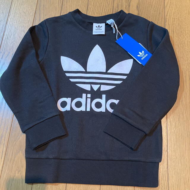 adidas(アディダス)の新品❣️adidas 120㎝ USA アディダス ジャージ上下セット キッズ/ベビー/マタニティのキッズ服男の子用(90cm~)(その他)の商品写真